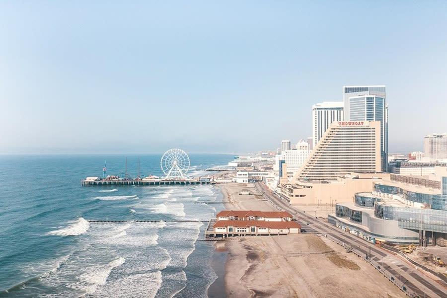 Apartment Boardwalk 2br 3ba Cozysuites At Showboat *